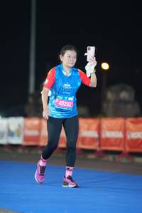 BIB: 1204, 45202
                            <button type="button" onclick="openModal(19716447)" class="btn btn-primary btn-sm float-right btn-popup" data-toggle="modal" data-target=".modal-high-quality">
                        <i class="fas fa-shopping-cart"></i> Add to Cart
                    </button>
                                            <button type="button" onclick="isThisMe(19716447, true)" class="btn btn-success btn-sm float-right btn-popup btn-isme hidden" data-toggle="tooltip" data-placement="bottom" title="นี่คือรูปของคุณใช่ไหม คลิกที่นี่เพื่อเอาเข้าอัลบั้ม">
                        <i class="fas fa-plus"></i> Add to album
                    </button>
                    <button type="button" onclick="isThisMe(19716447, false)" class="btn btn-warning btn-sm float-right btn-popup btn-isnotme hidden">
                        <i class="fas fa-ban"></i> Remove from album
                    </button>
